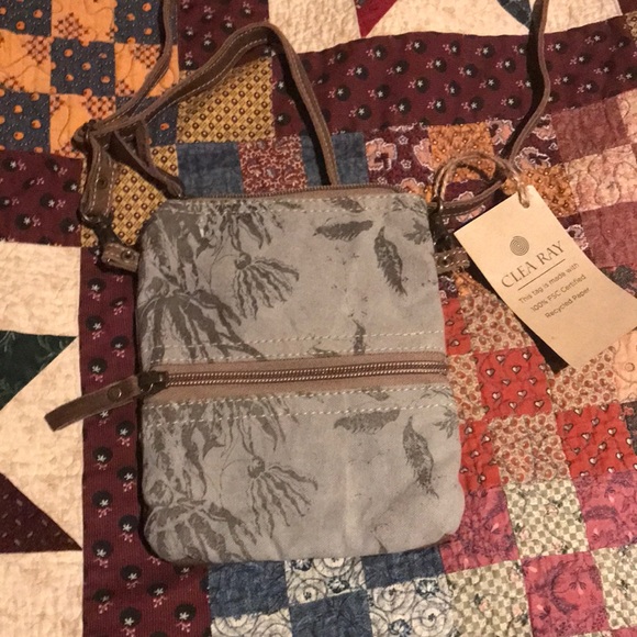 Handbags - Clea Ray Purse